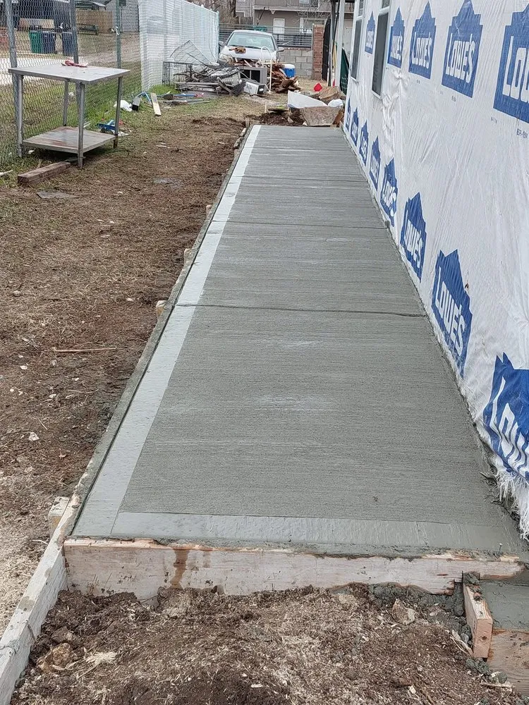 Reliable yard maintenance experts serving Oklahoma City, OK - Matias Landscaping