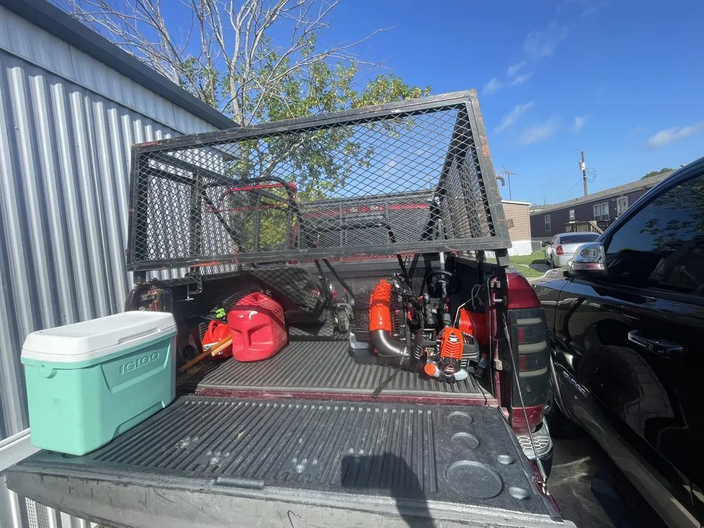 Expert yard maintenance in Dallas, TX by Matias landscaping Service