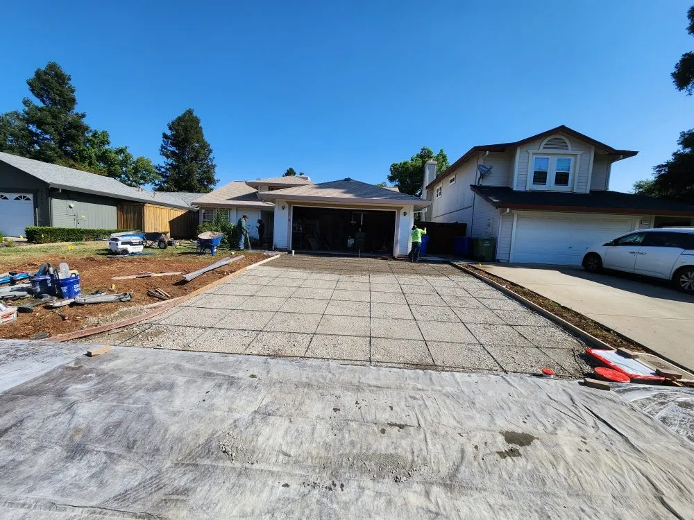 Top-rated lawn mowing service in Sacramento, CA - Matias tree service and landscape contractor