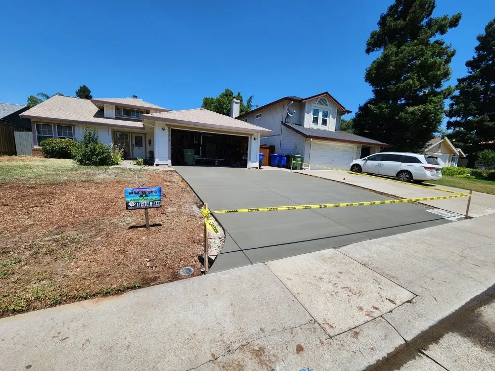 Trusted yard cleanup service experts serving Sacramento, CA - Matias tree service and landscape contractor