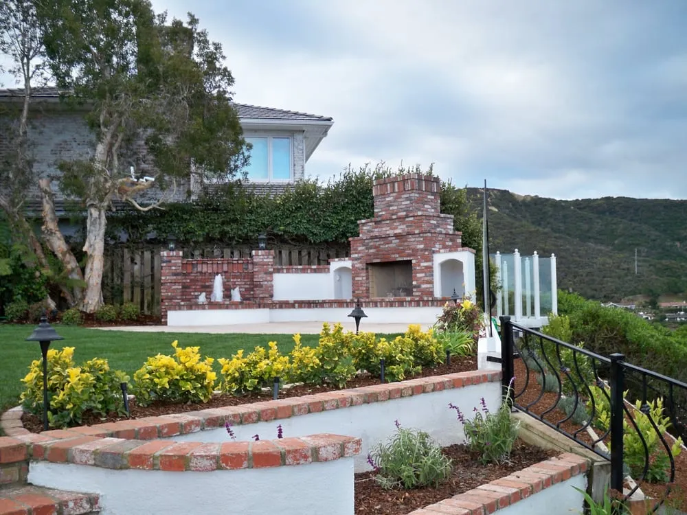 Expert lawn mowing service in Mission Viejo, CA by Matloff & Associates Landscaping