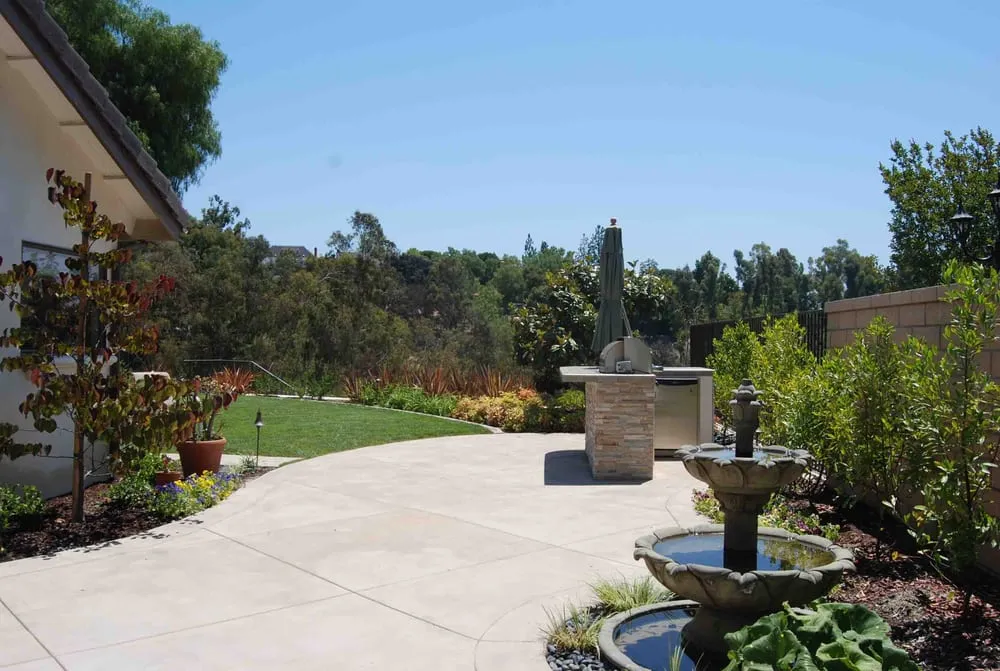 Local garden landscaping in Mission Viejo, CA by Matloff & Associates Landscaping