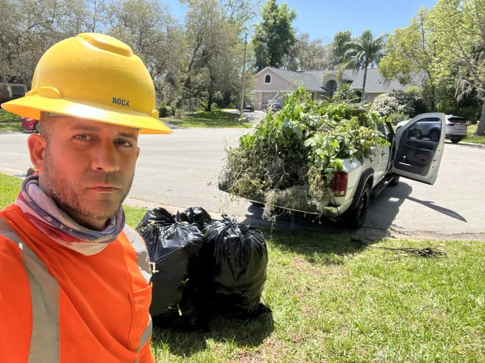 Top-rated lawn care service in Alafaya, FL by Matos Landscaping