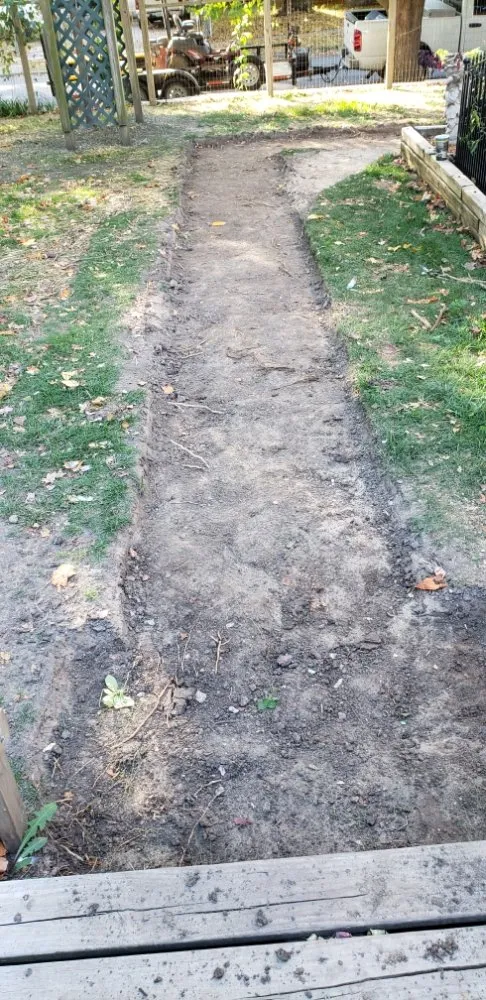 Custom garden landscaping for beautiful yards in Joplin, MO by Mat's VIP Mowing