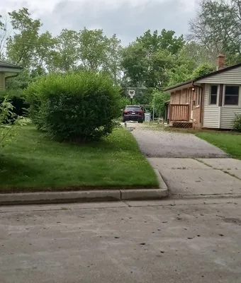 Matt & Alex Services Logo