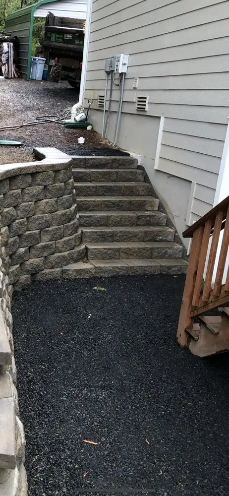 Affordable yard maintenance for homes in Shelton, WA by Matt B's Lawns