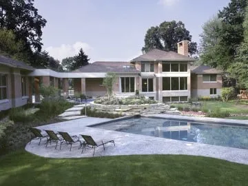 Reliable garden landscaping experts serving Farmington Hills, MI - Matthew G Strickfaden and Associates