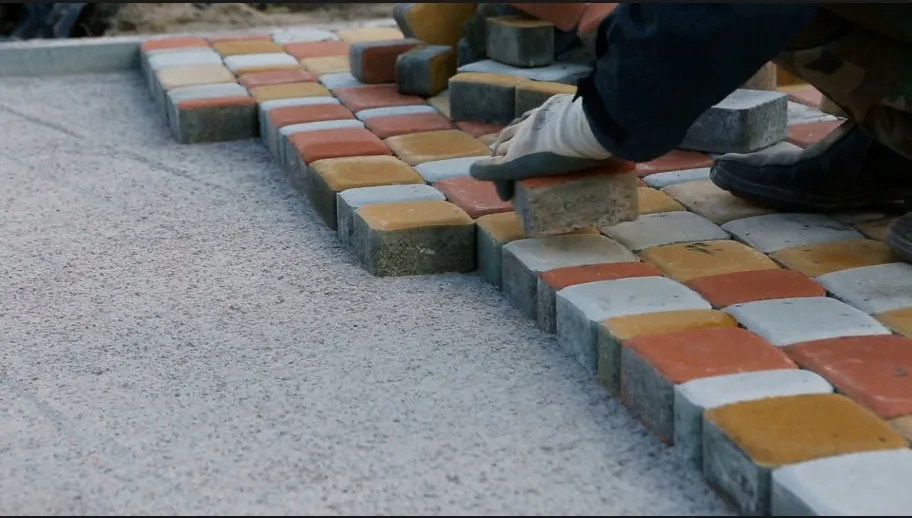 Custom garden landscaping for beautiful yards in Cocoa, FL by Matthew Landscaping and Pavers