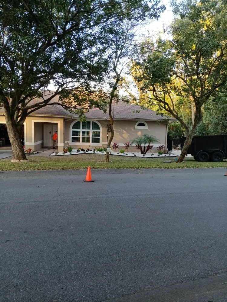 Expert lawn care service in Plant City, FL - Matthew Landscaping