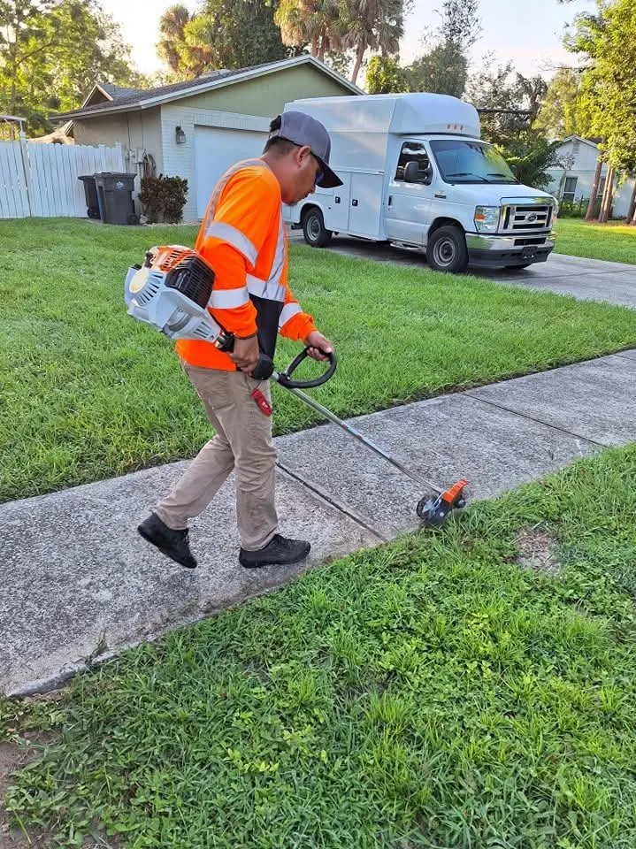 Local outdoor landscaping in Plant City, FL by Matthew Landscaping