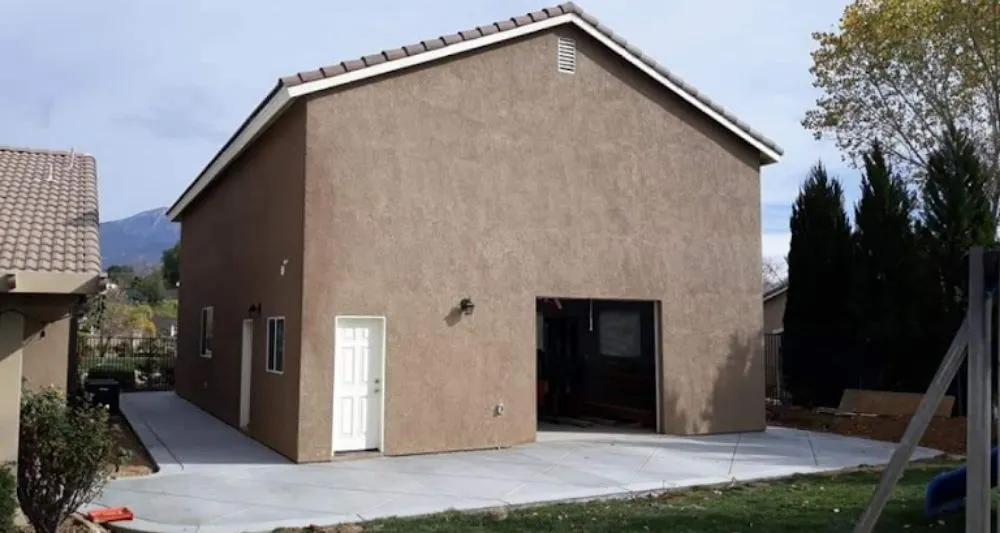 Affordable landscaping services in Henderson, NV by Matthew's Construction