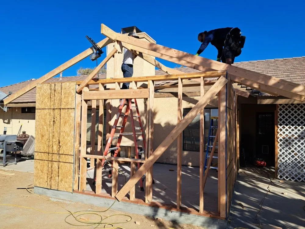 Expert lawn care service experts serving Henderson, NV - Matthew's Construction