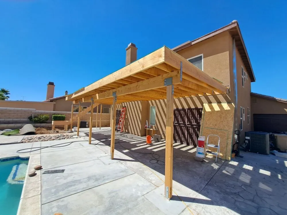 Top-rated lawn mowing service experts serving Henderson, NV - Matthew's Construction