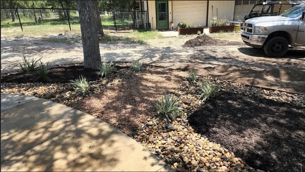 Custom yard cleanup service for beautiful yards in Schertz, TX by Matthew's Landscapes