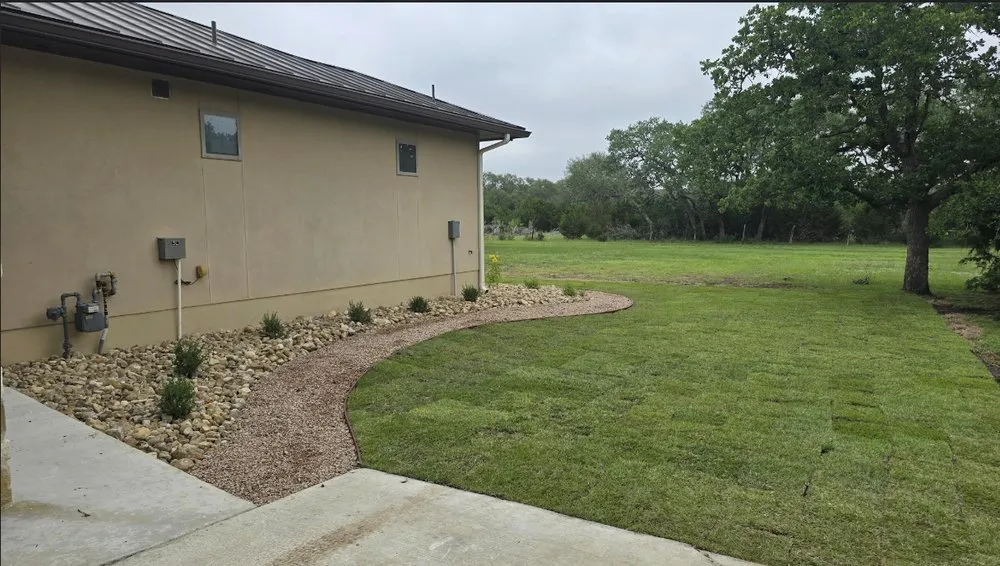 Top-rated landscape design in Schertz, TX by Matthew's Landscapes