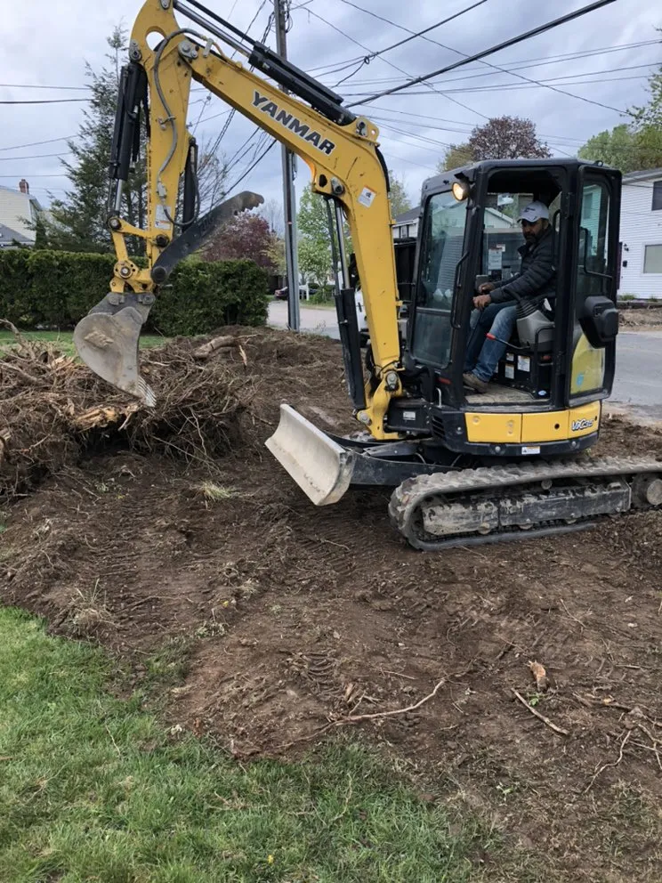 Professional lawn mowing service experts serving Ashland, MA - Matthew’s landscaping and Construction