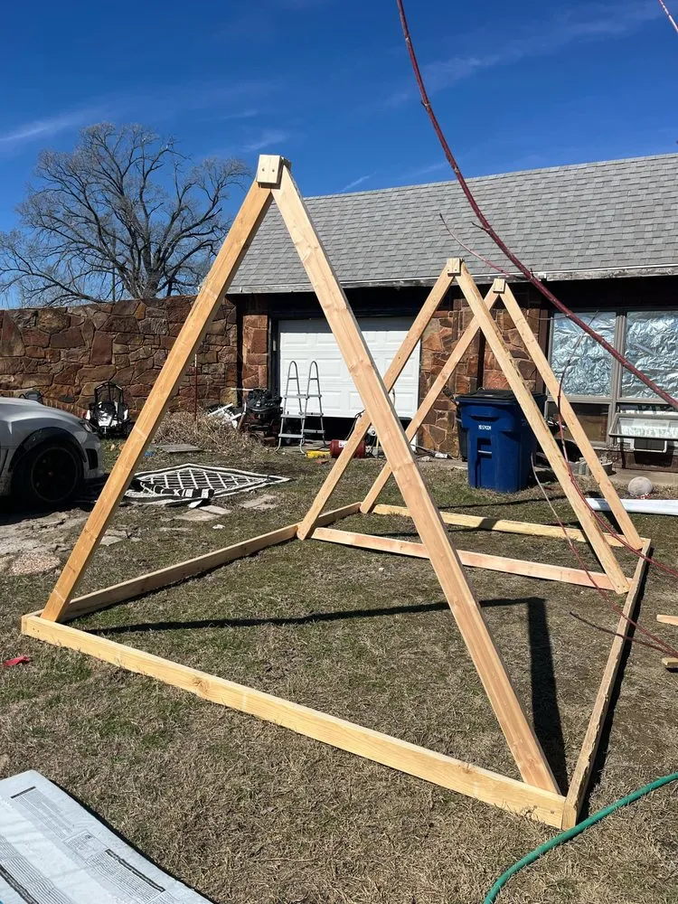 Custom outdoor landscaping experts serving Bartlesville, OK - Matthews Lumber Craft