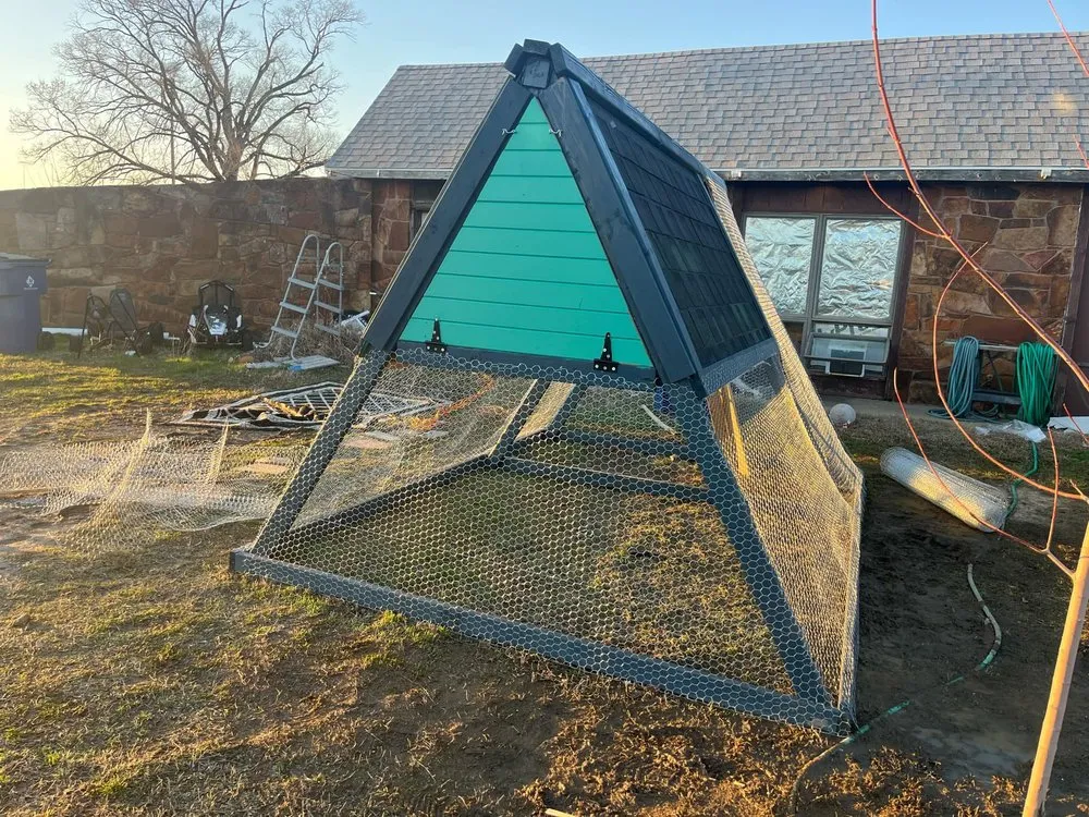 Top-rated yard maintenance in Bartlesville, OK by Matthews Lumber Craft