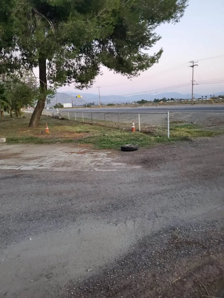 Professional lawn care service in Hemet, CA by Matthew's Maintenance