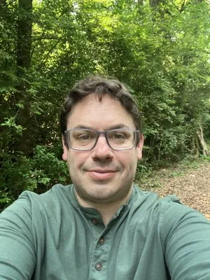 Matthews Mulching & Yard Services Logo