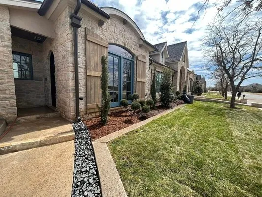 Matthew's Plants & Landscapes Logo