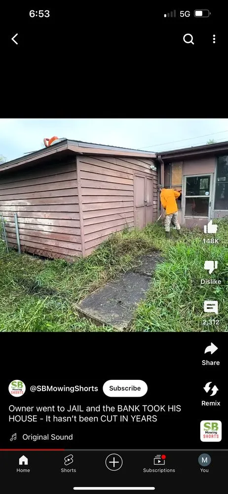 Custom lawn care service in Florence, MS by Matts Grass Cutting