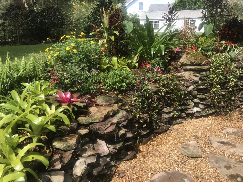 Custom landscaping services with custom design across Mount Dora, FL - Matt's Green Thumb