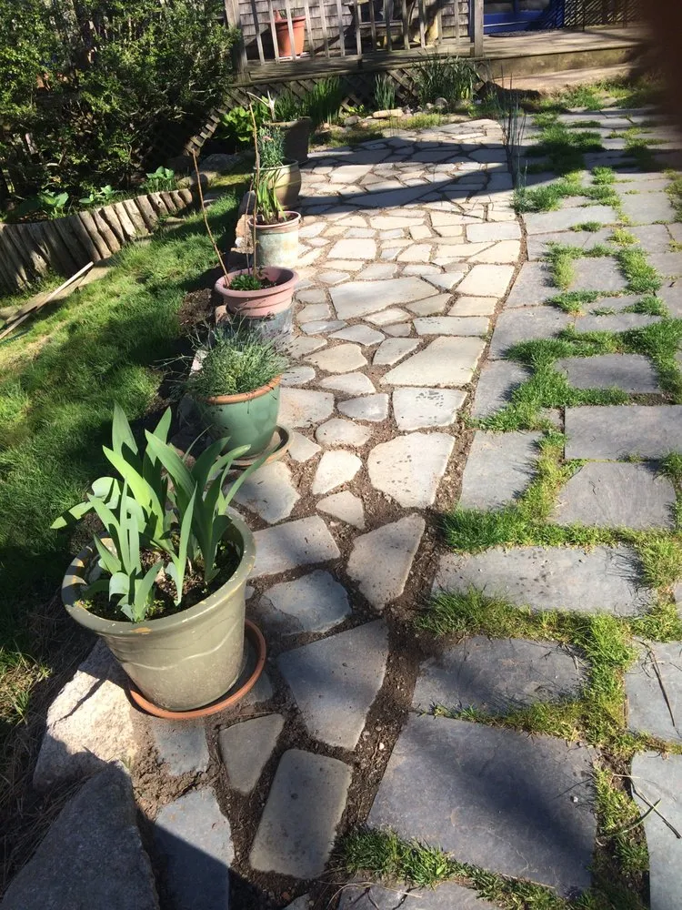 Reliable garden landscaping for homes in Edgartown, MA by Matt's GreenThumb Landscaping