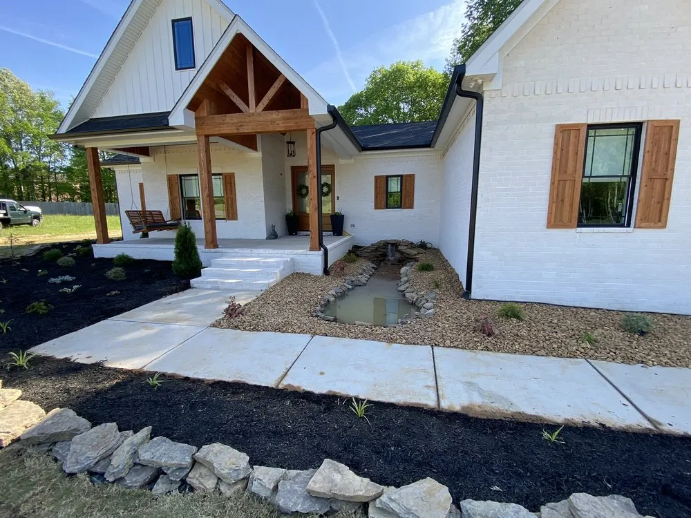 Local residential landscaping experts serving Mckenzie, TN - Matt's Landscape Service