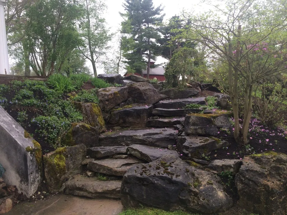 Custom garden landscaping in Falls Village, CT - Matt's Landscaping
