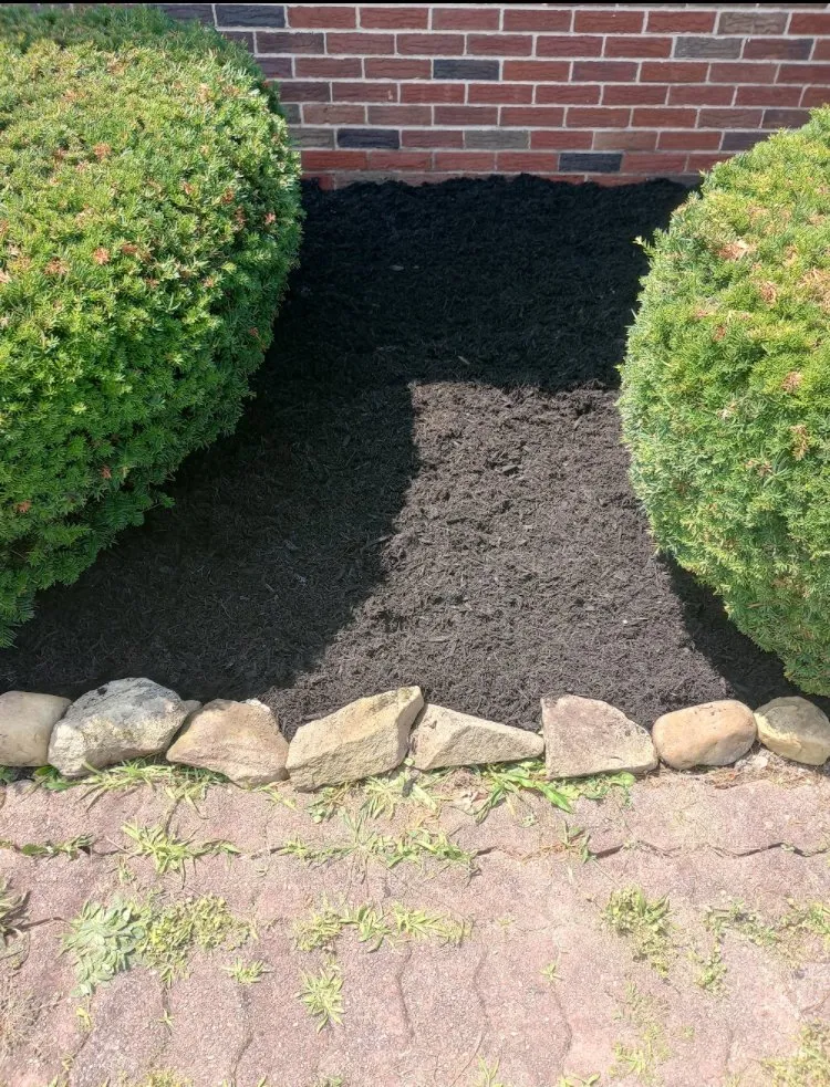 Reliable landscape design for homes in Coraopolis, PA by Matt’s Lawn Care