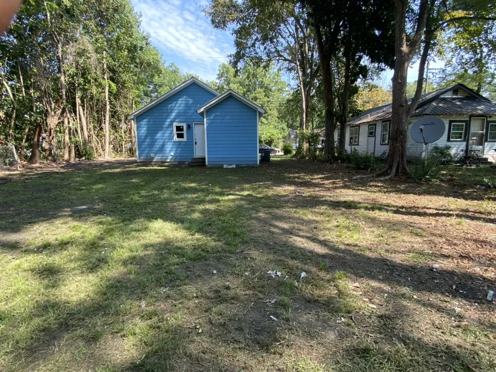 Reliable landscape design experts serving Whiteville, NC - Matt’s Lawn Care