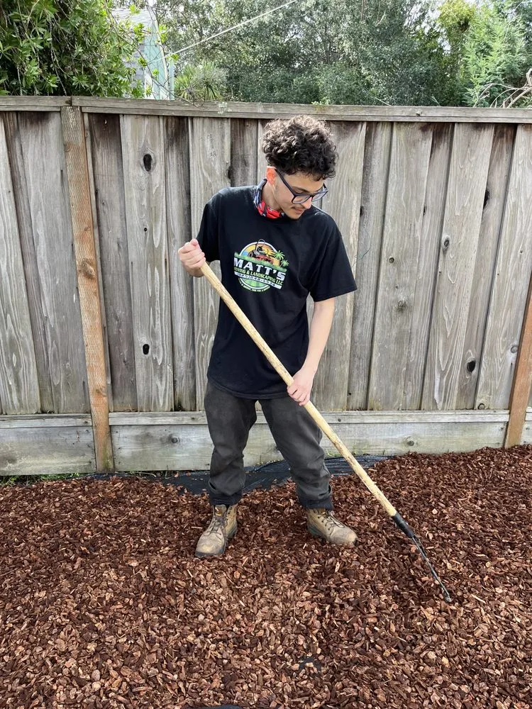 Custom lawn mowing service experts serving Oakland, CA - Matt’s Mowing & Landscaping