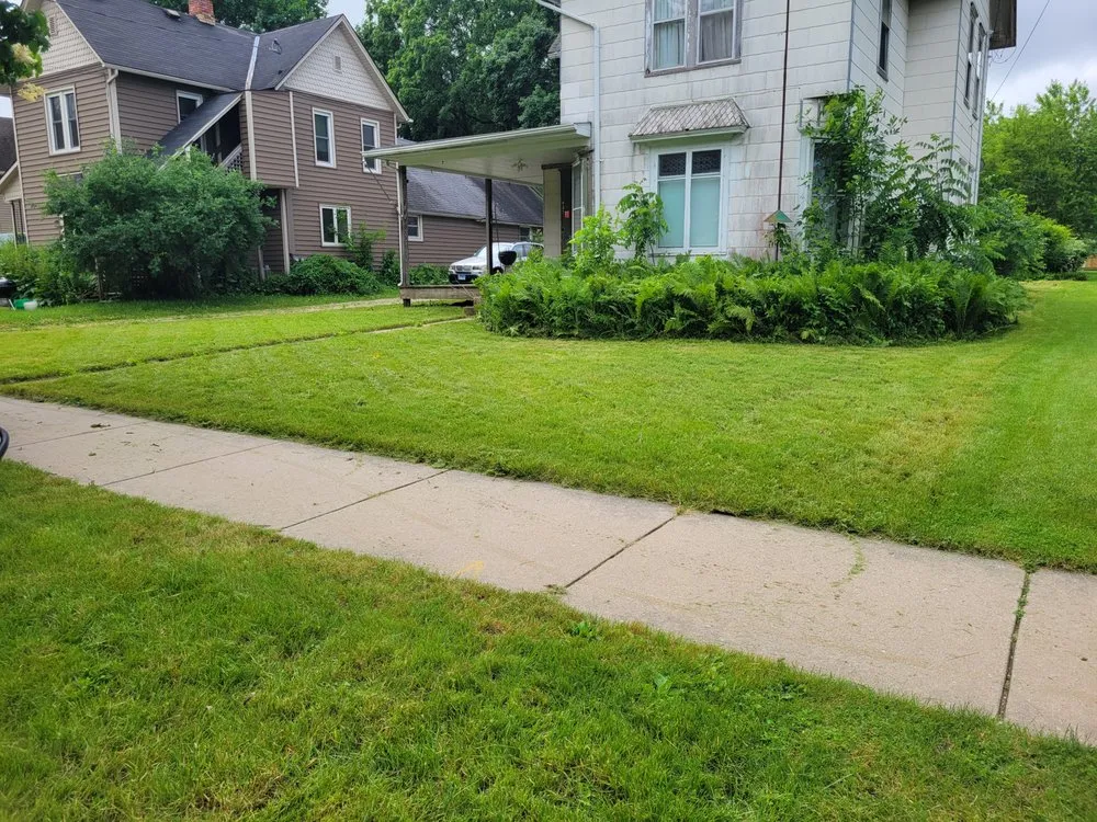 Affordable yard cleanup service experts serving Janesville, WI - Matt's Mowing and Pressure Washing