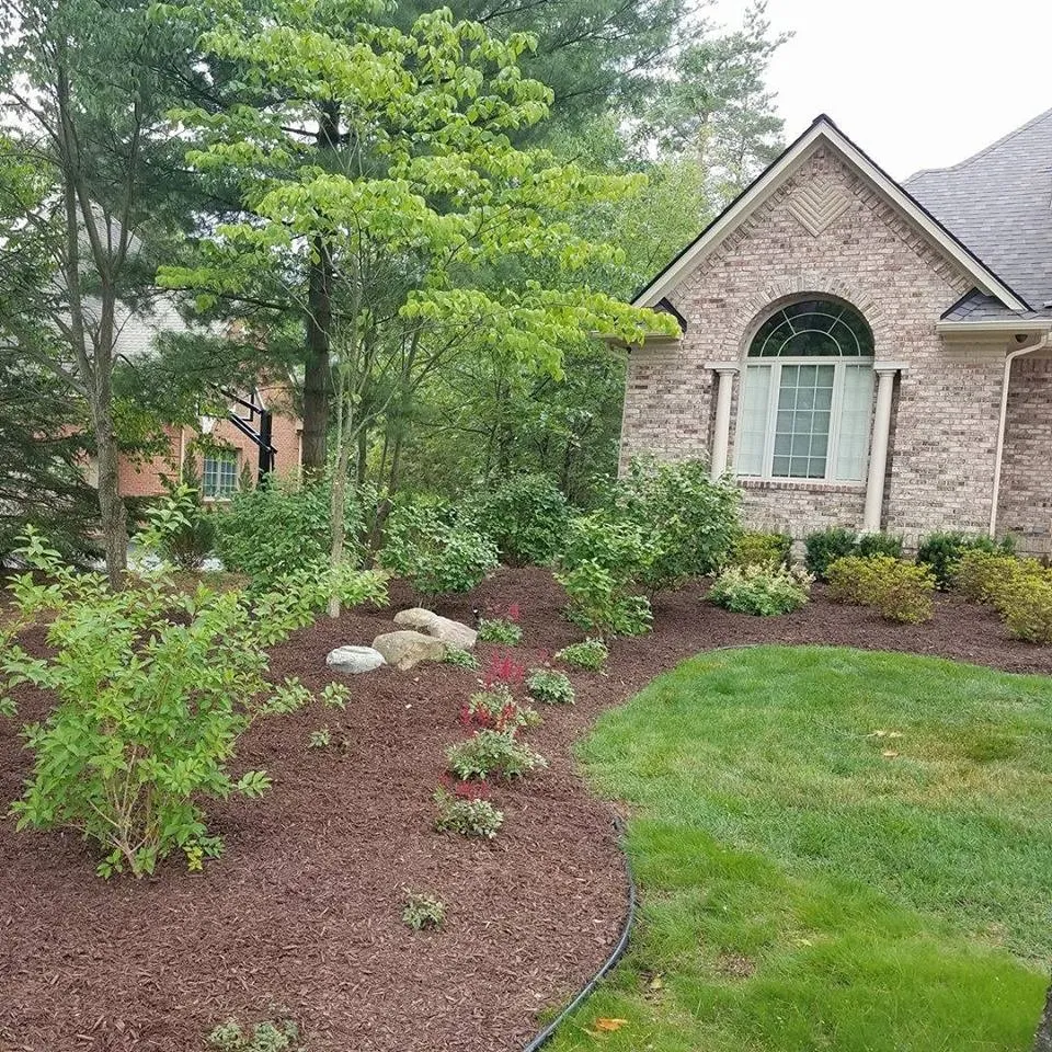 Expert lawn mowing service experts serving Brighton, MI - Matt's Outdoor services