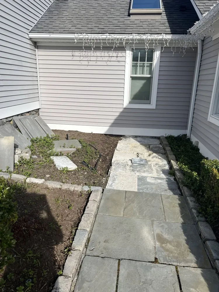 Reliable landscaping services in Warwick, RI - Mattzer Landscaping