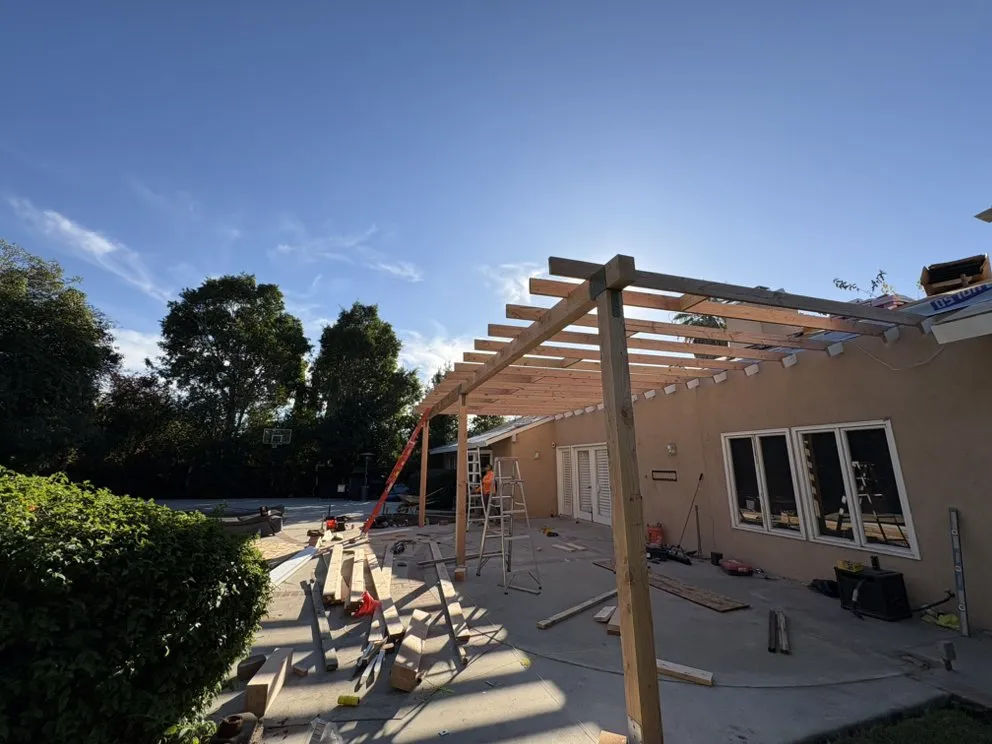 Affordable lawn mowing service in Los Angeles, CA - Matul’s Construction and Landscape