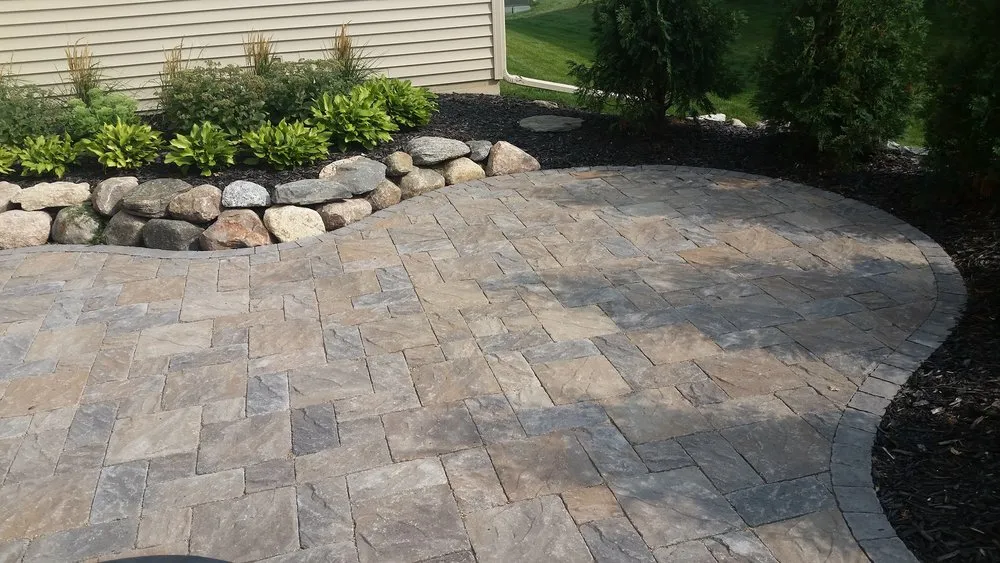 Top-rated lawn mowing service experts serving Ramsey, MN - Matz Landscaping