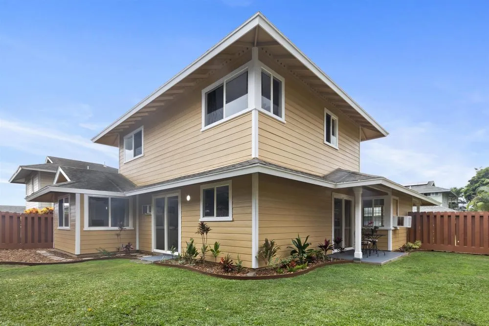 Professional lawn care service in Puunene, HI - Maui Junk and Lawn Solutions