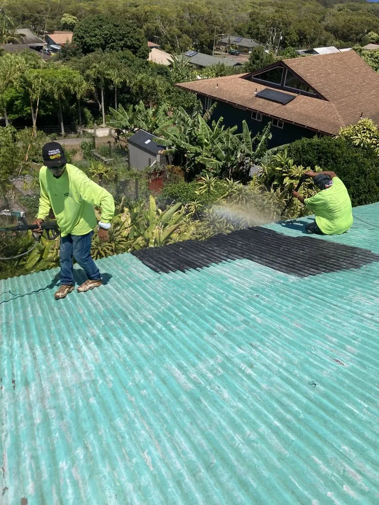 Local lawn care service experts serving Maui, HI - Maui Residential Maintenance
