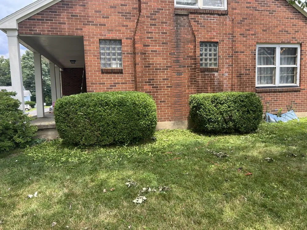 Reliable outdoor landscaping experts serving Ashland, KY - Mauks Maintenance And Lawn Care