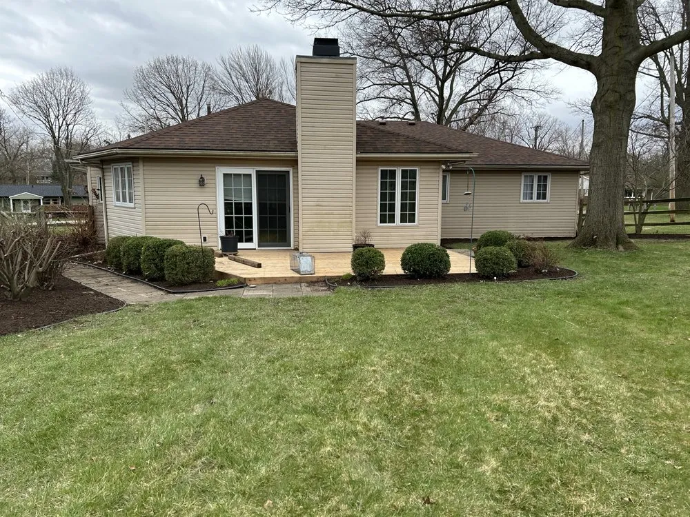 Local garden landscaping experts serving Holland, OH - Maumee Bay Lawn Care