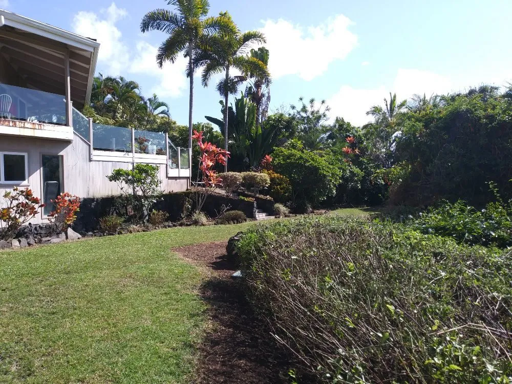 Professional landscape design for beautiful yards in Kailua-Kona, HI by Mauna Loa Landscaping