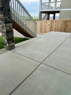 Maurice Martin Landscape Logo