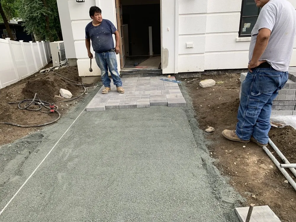 Professional yard maintenance experts serving Chelmsford, MA - Mauricio & C Services