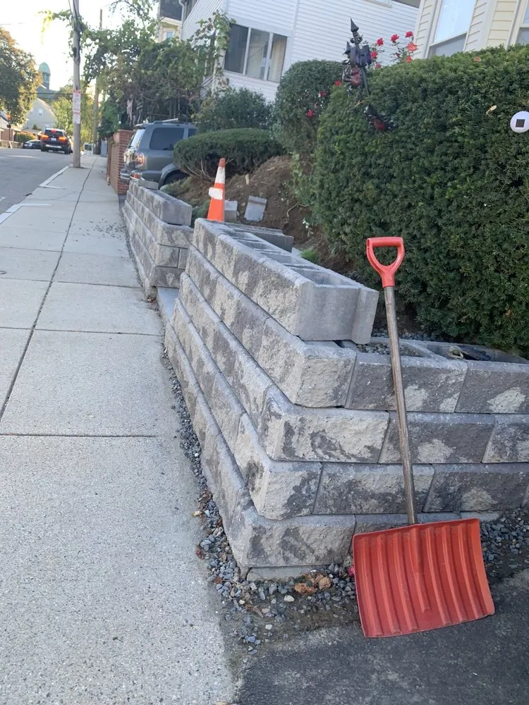 Custom garden landscaping for residential properties across Chelmsford, MA - Mauricio & C Services