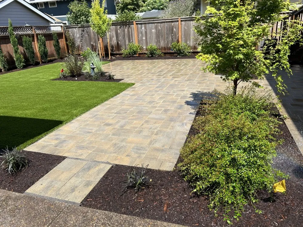 Professional outdoor landscaping for homes in Damascus, OR by Mauricios Landscaping
