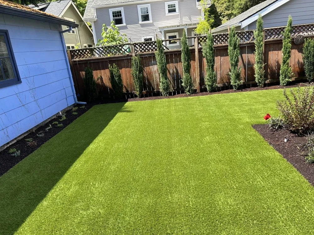 Trusted lawn mowing service experts serving Damascus, OR - Mauricios Landscaping