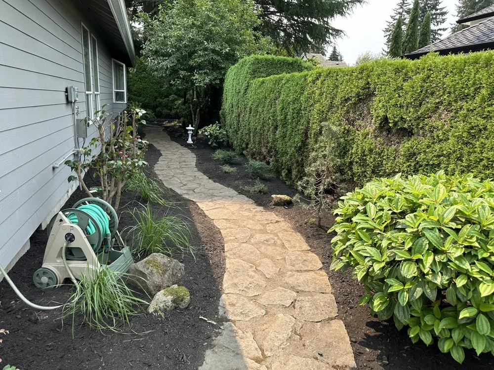 Local landscaping services experts serving Vancouver, WA - Mauro's Landscaping