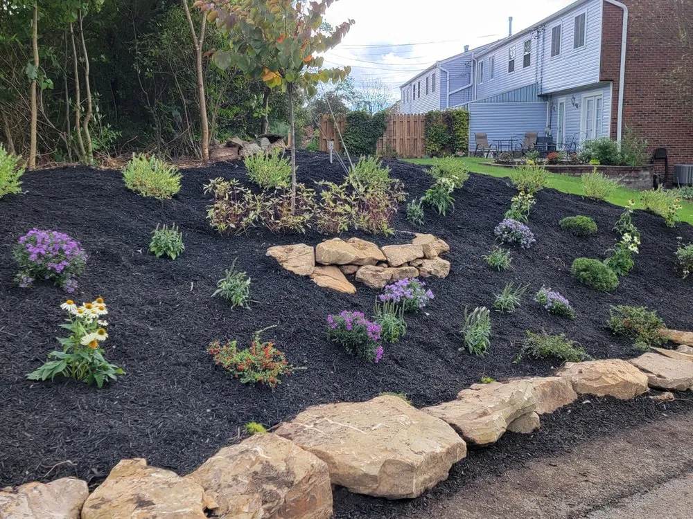 Professional outdoor landscaping in Pittsburgh, PA - Maust Landscaping